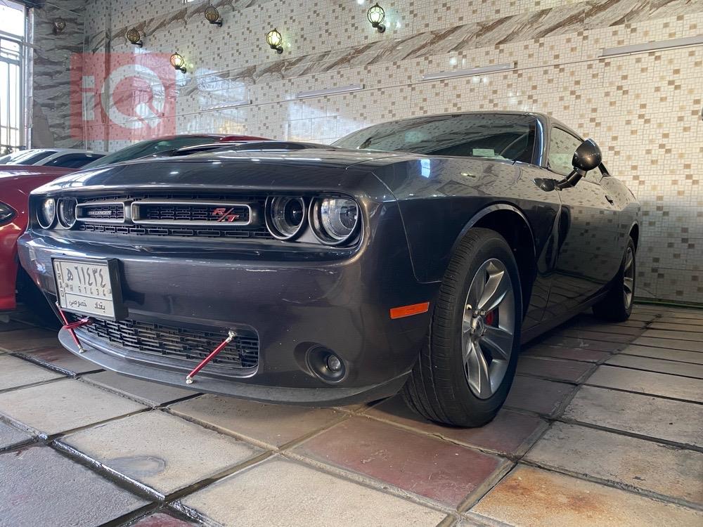 Dodge Challenger